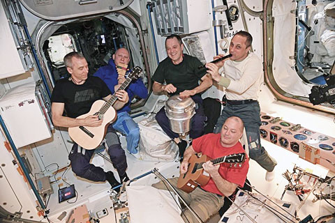 Антон Шкаплеров. Концерт в космосе