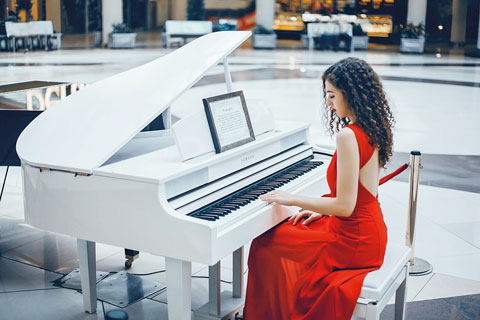 Камилла ИВАШКЕВИЧ